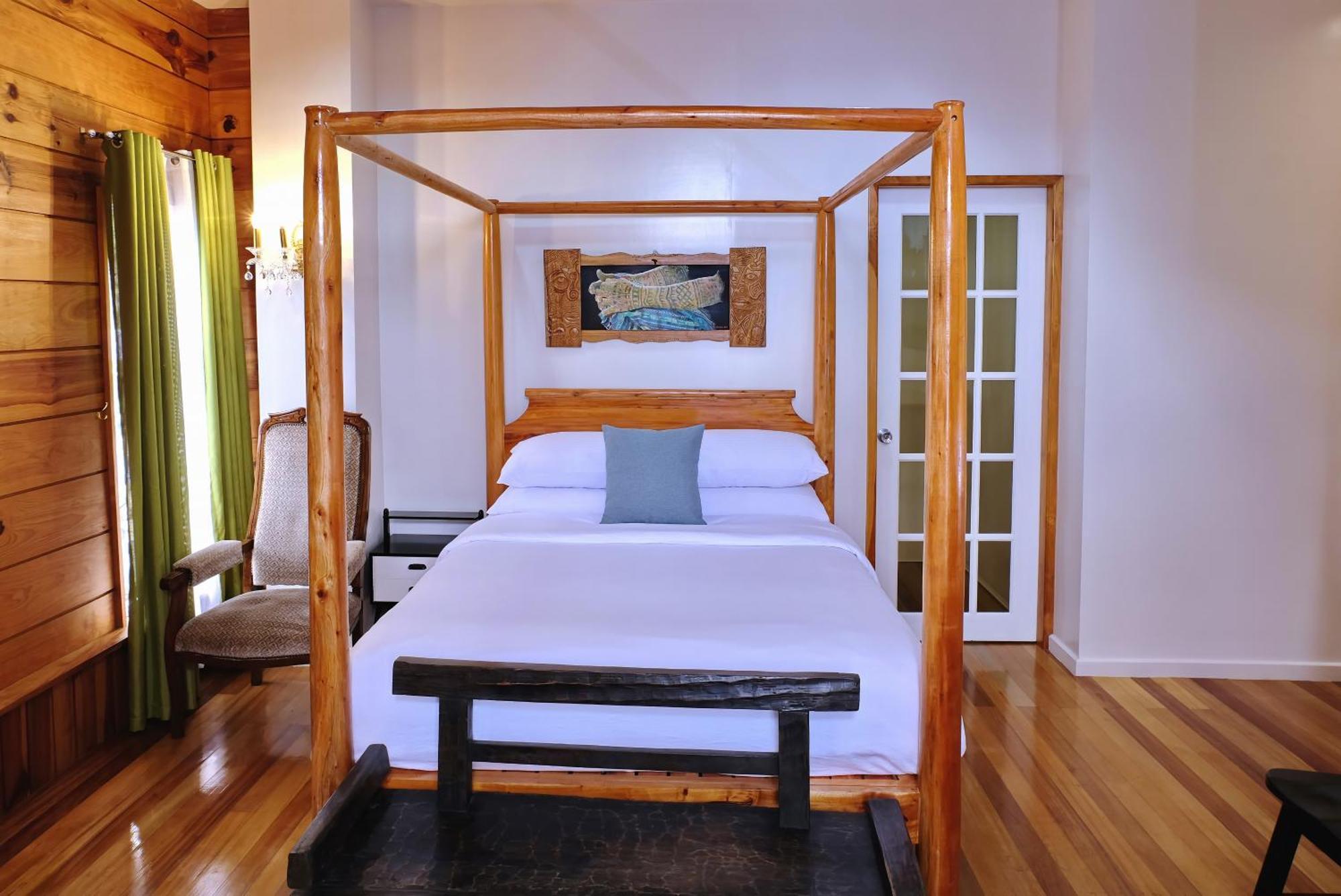 Guest Haven Chalet Baguio Bed And Breakfast Baguio City Exterior photo